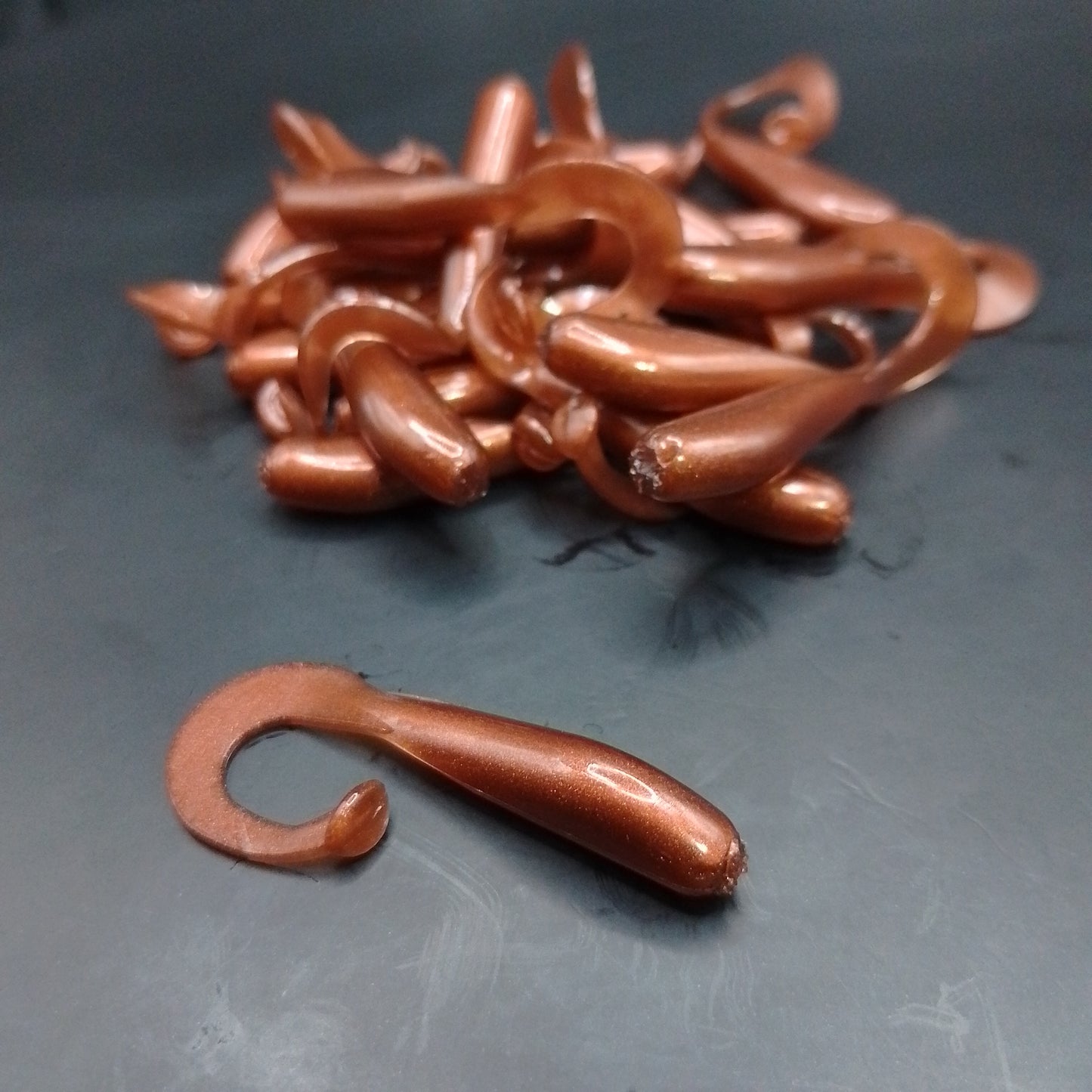 43mm Curly tail Qty 10